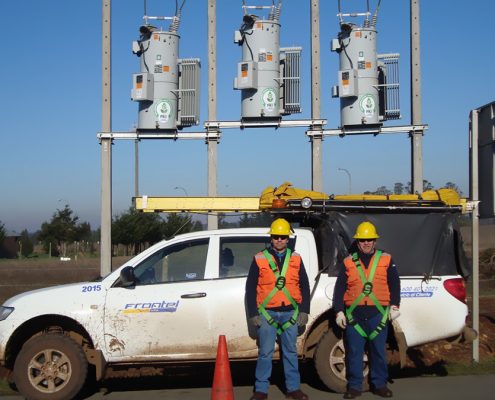 Dos personas en Capacitación Esteres Naturales